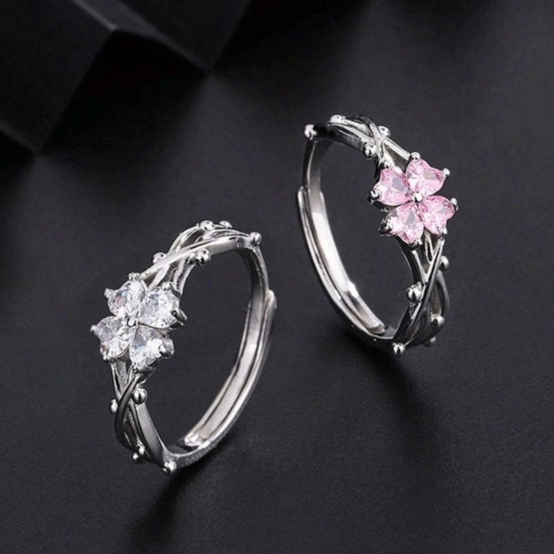 Lucky Four-Leaf Clover Ring for Women, Simple Design ins Stylish and versatile open ring with zirconia and thorn flowers, suitable for women's daily