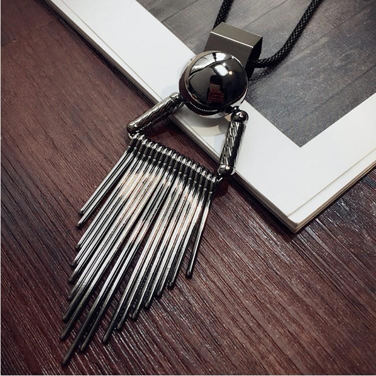 

Rhinestone Tassel Sweater Chain Long Necklace one size