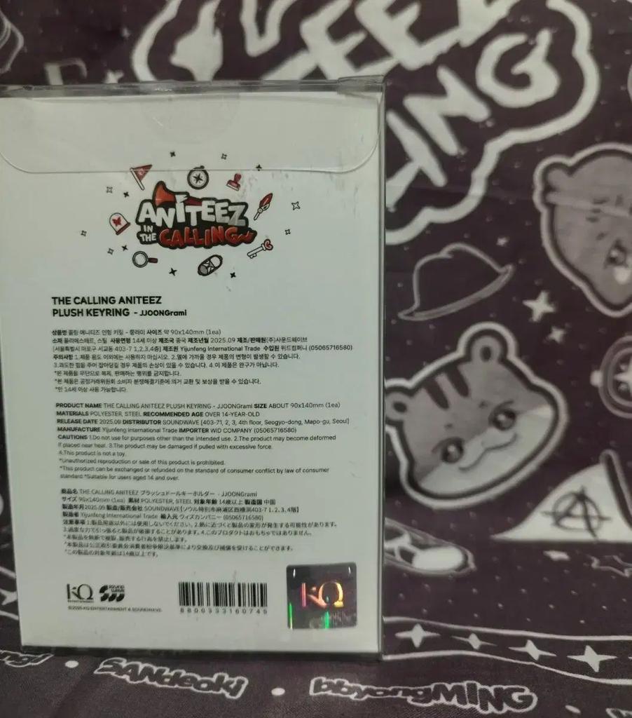 [USED] ATEEZ IN THE CALLING Anime T-Shirt with Trading Card