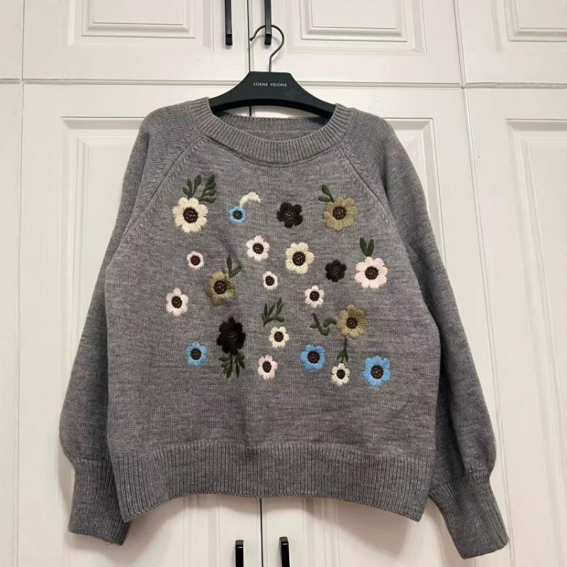 Women S Crew Neck Long Sleeve Knit Sweater With Flower Embroidery