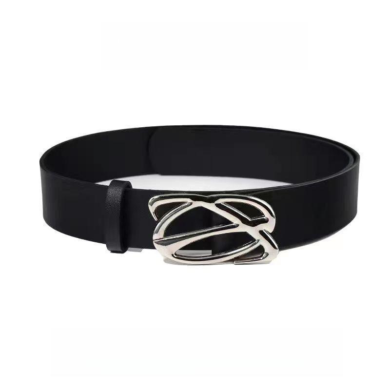 Unisex Fashionable Retro Belt With Sturdy Metal Clip Ideal For Ensembles Stylish