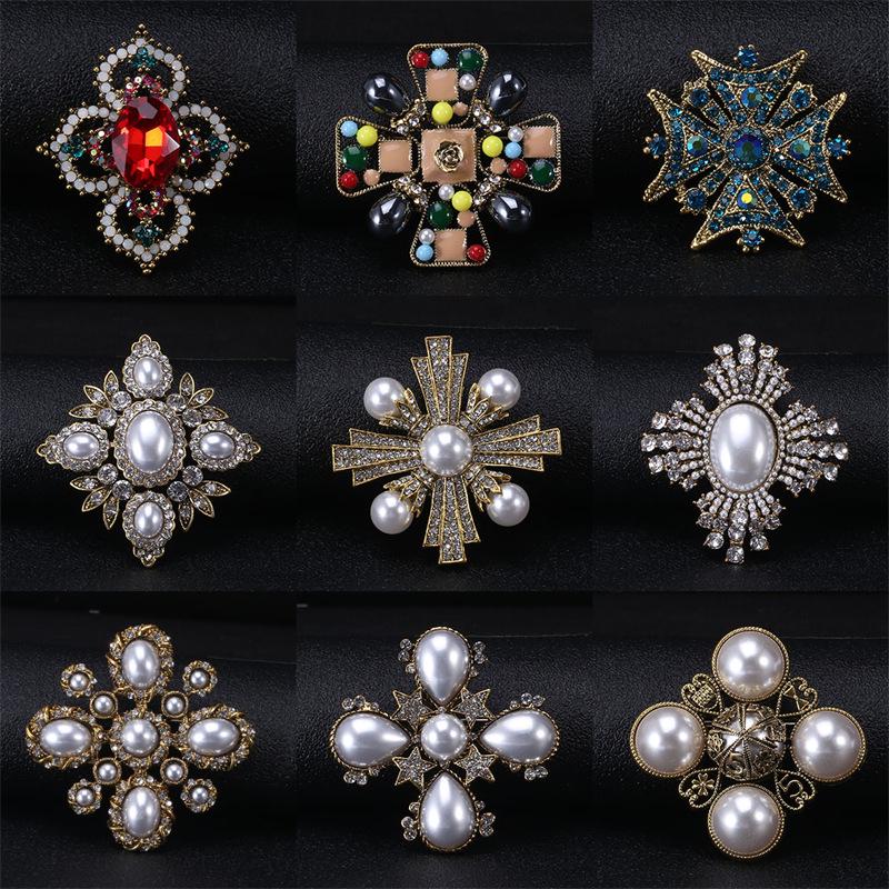 Retro Baroque Exaggerated Cross Brooch - Multifunctional Fashion Accessory