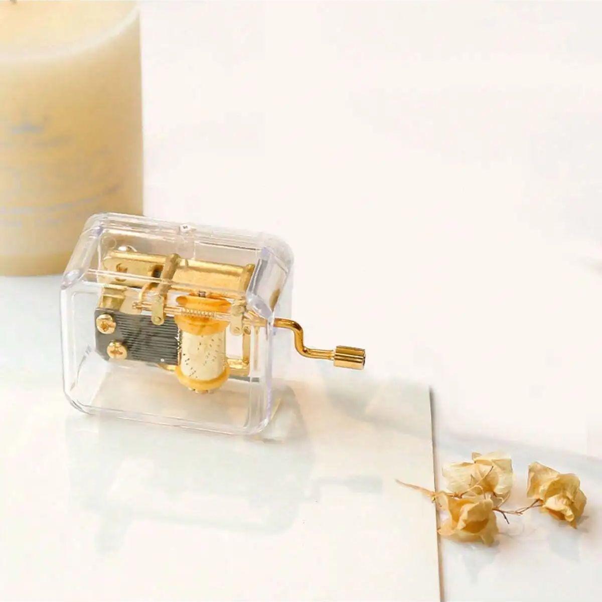 

1pc Castle in the Sky Music Box Acrylic Clear Hand-operated Type Hand Crank Engraved Musical Box Gift for Daughter on Birthday белый