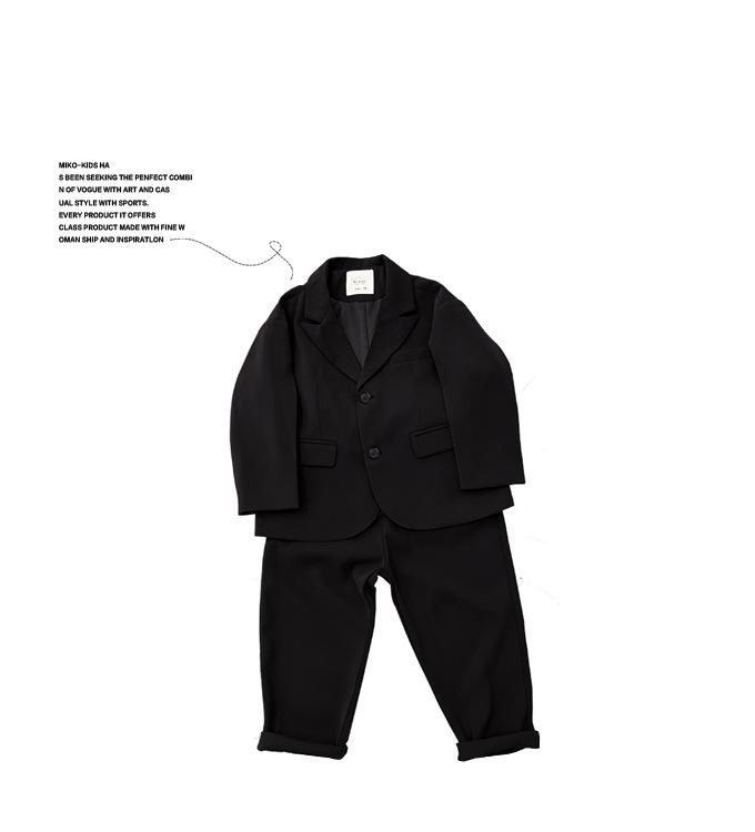 Set Tuxedo Elegant de Primăvară/Toamnă pentru Băieți - Costum Stil Coreean pentru Băieți cu Flori și Modă de Podium