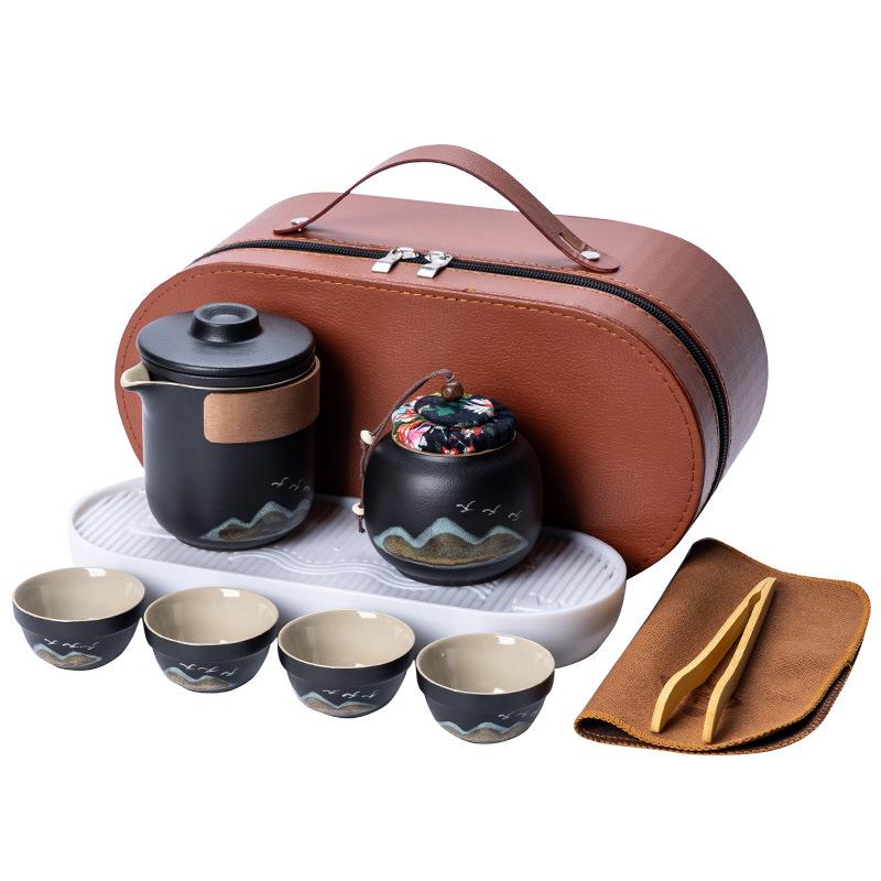 Hand-painted distant mountain travel Guochao Kuaike cup, one pot of four cups, light luxury business travel tea set, high-end souvenir