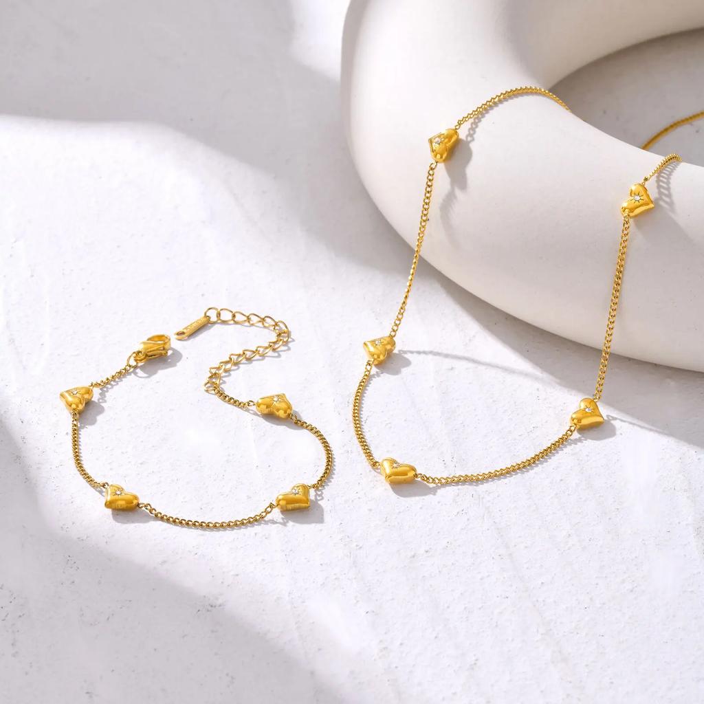 Chic Heart Charms Necklaces, Gold Plated Stainless Steel Collar, Adjustable Women's Love Gift Jewelry