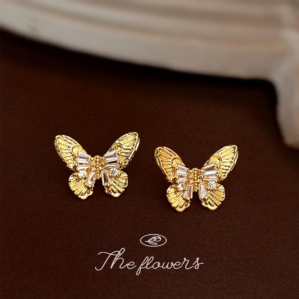

Серьги-бабочки с микроинкрустацией цирконием в античном стиле, легкая роскошь, фактура, модные и элегантные серьги