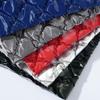 Tessuto trapuntato in pelle PU opaca con goffratura ultrasonica, tessuto composito trapuntato in cotone per abbigliamento, valigeria, larghezza 137 cm