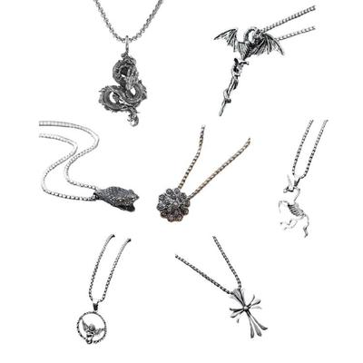 Metall Stahl Halskette für Männer mit einzigartigem Anhänger, Punk Style Kettenhalskette Verstellbarer Modeschmuck für Freund