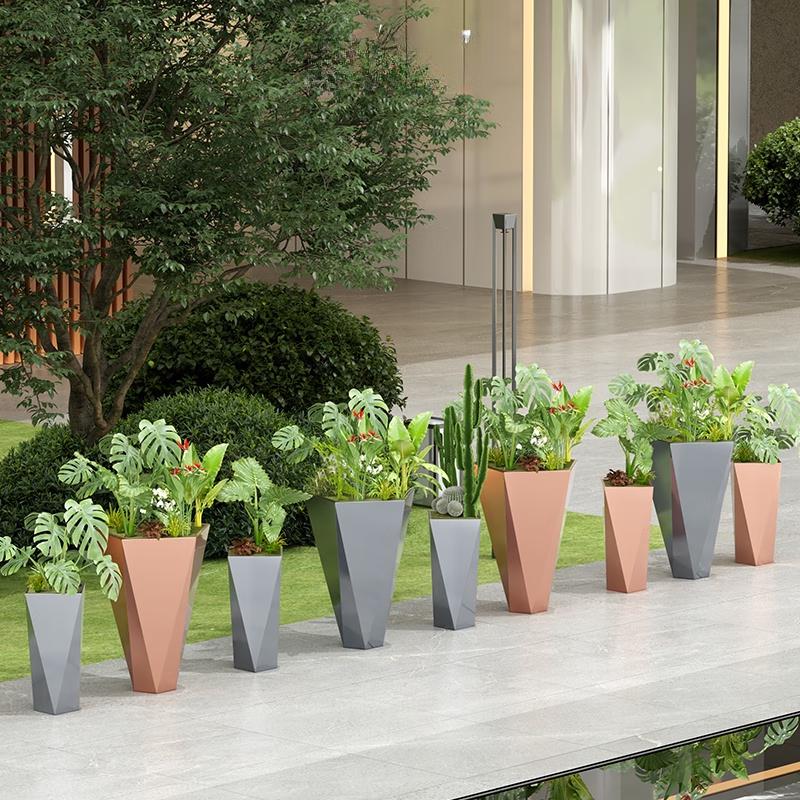 Cloud Rudder Black Titanium Stainless Steel Planter