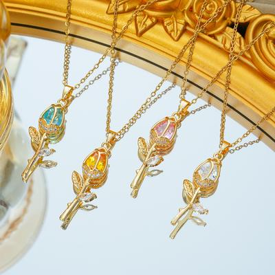 Krištáľový zirkónový tulipánový kvetinový náhrdelník Ľahký luxusný niche vysoko kvalitný šperkový prívesok