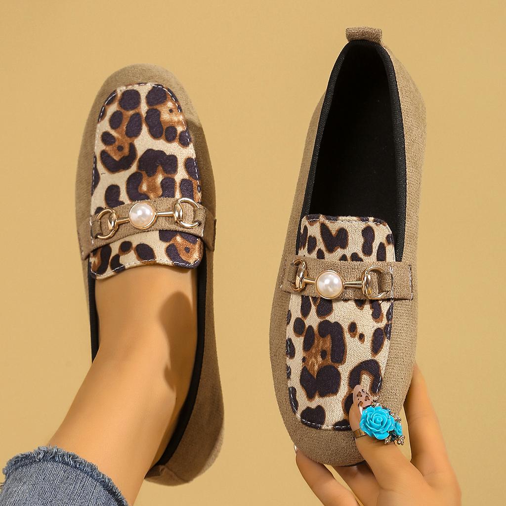 New Women's Flats Loafers Office Shoes Round Toe Pearl Metal Decoration Outdoor Shoes Designer Single Shoes Zapatos De Mujer