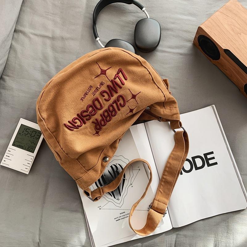 Canvas bag female college student class ins lazy wind large capacity shoulder messenger bag niche letter dumpling bag