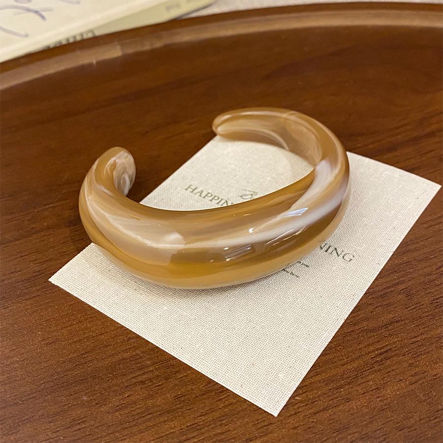 Dopamine Glossy Gradient Ruyi Bangle - Simple, Fashionable, Gentle Temperament Jewelry.