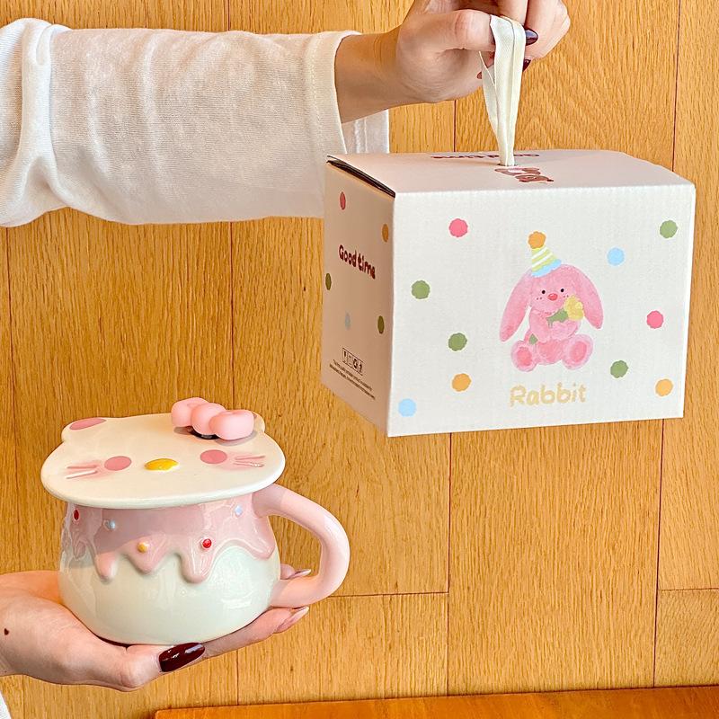 Dárková sada k narozeninám roztomilý dívčí hrnek s kočkou a srdíčkem keramický pro dívku dárek k narozeninám prémiový smysl dárková krabička