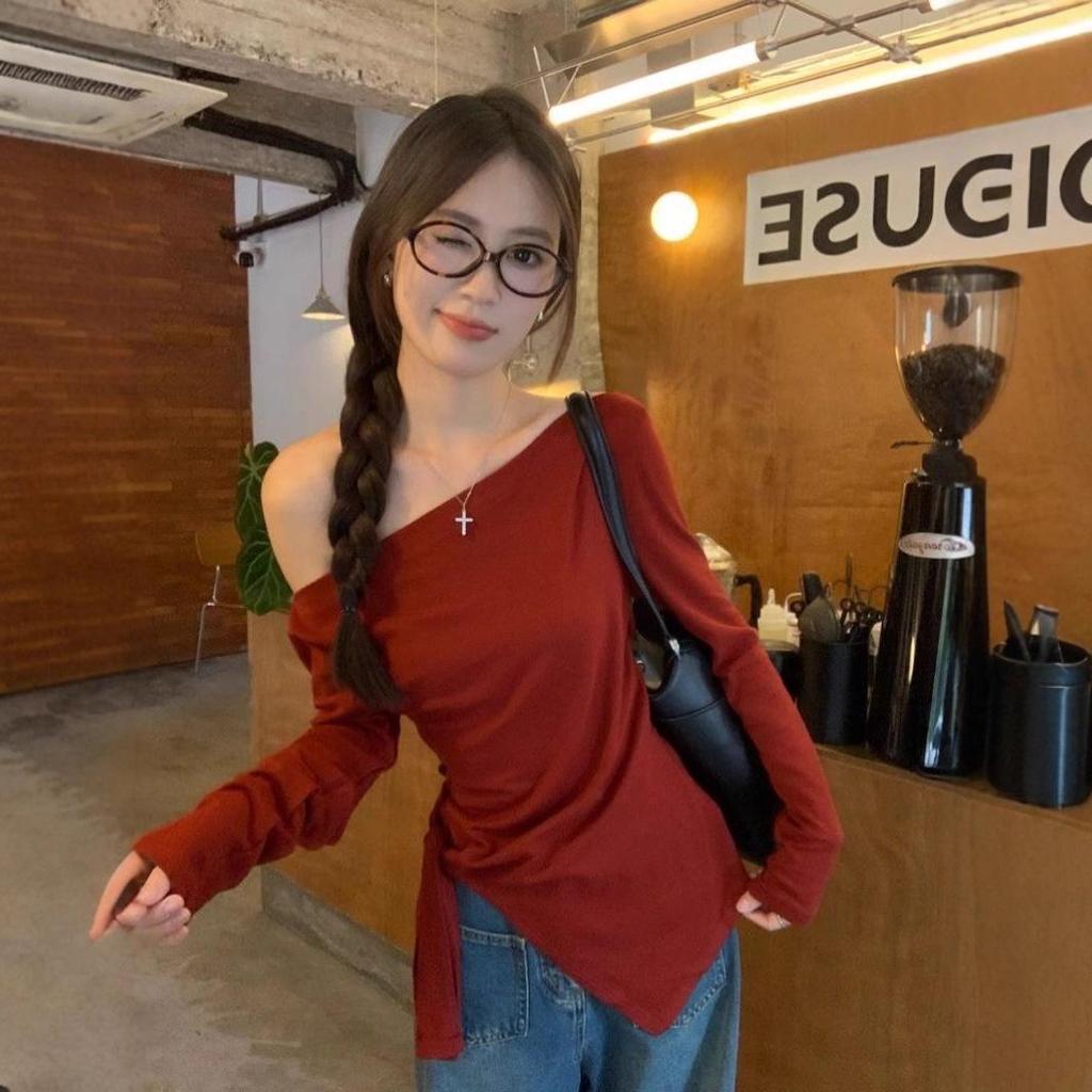Chic Black One-Shoulder Women's Top - 2025 Autumn Design, Unique Style, Base Layer, Luxurious Feel