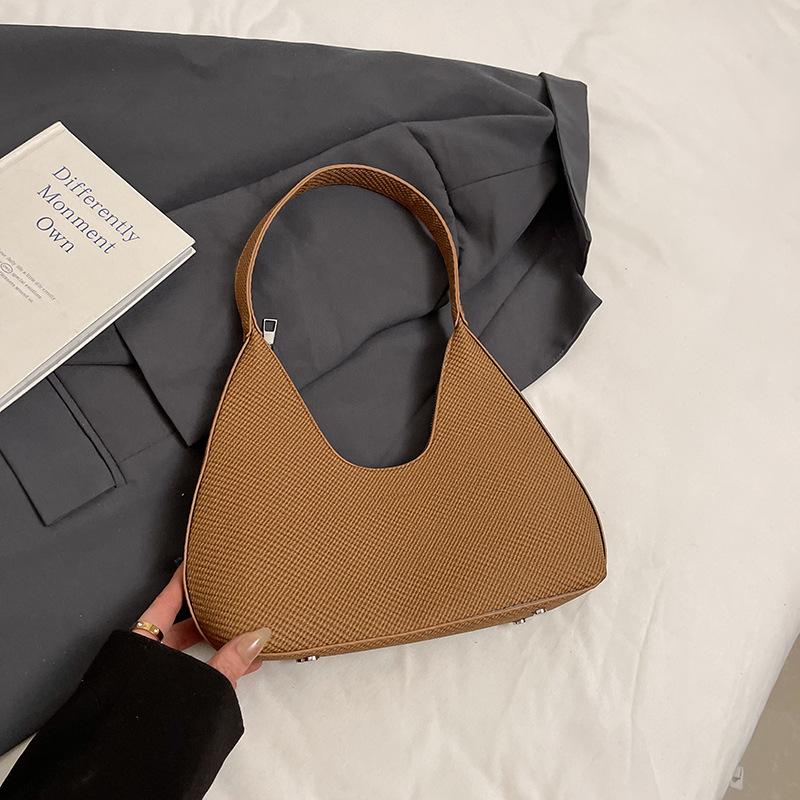 Spring and summer retro casual commuting large-capacity bag women's 2025 new tote bag niche trendy shoulder armpit bag