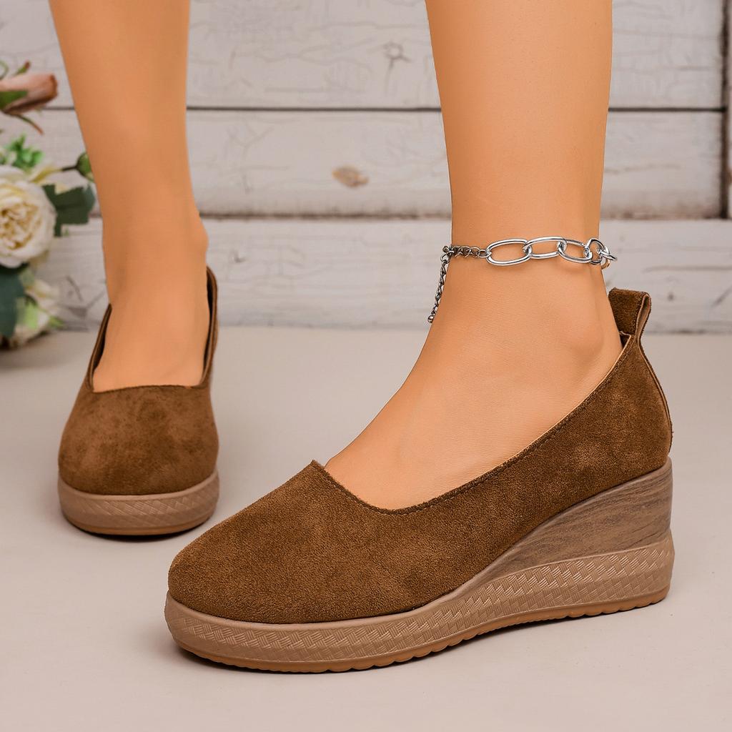 Fall 2025 New Suede Wedge Shoes Women's Plus Size Platform Retro One-foot Low-top Shoes