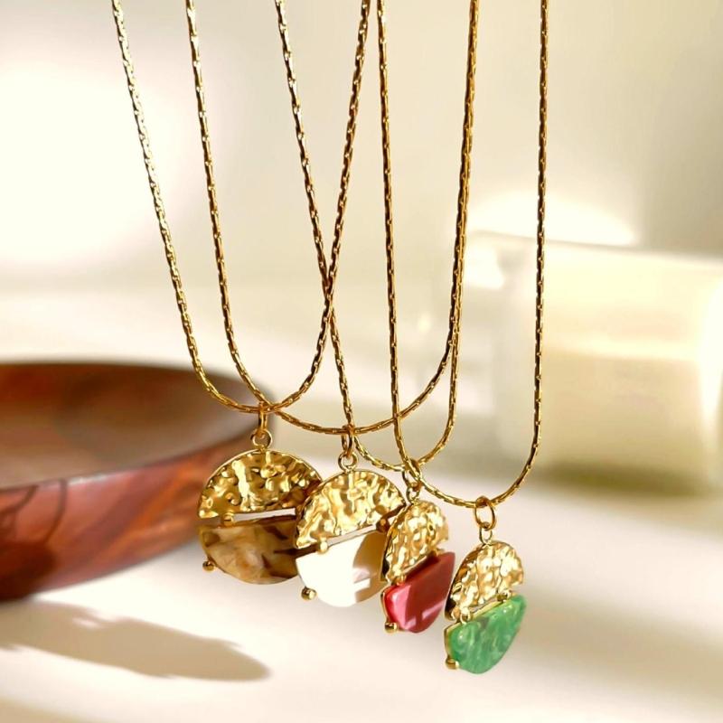 French Inspired Adjustable Round Pendant Necklace Elegant Stainless Steel Lightweight Chain For Women Gift Layering Jewelry