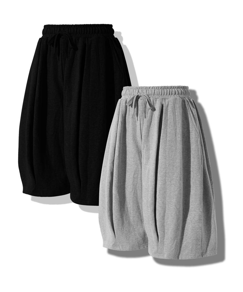 LIKE THE MOST Pintuck Balloon Wide Bermuda Cropped Sweatpants 2 Colors