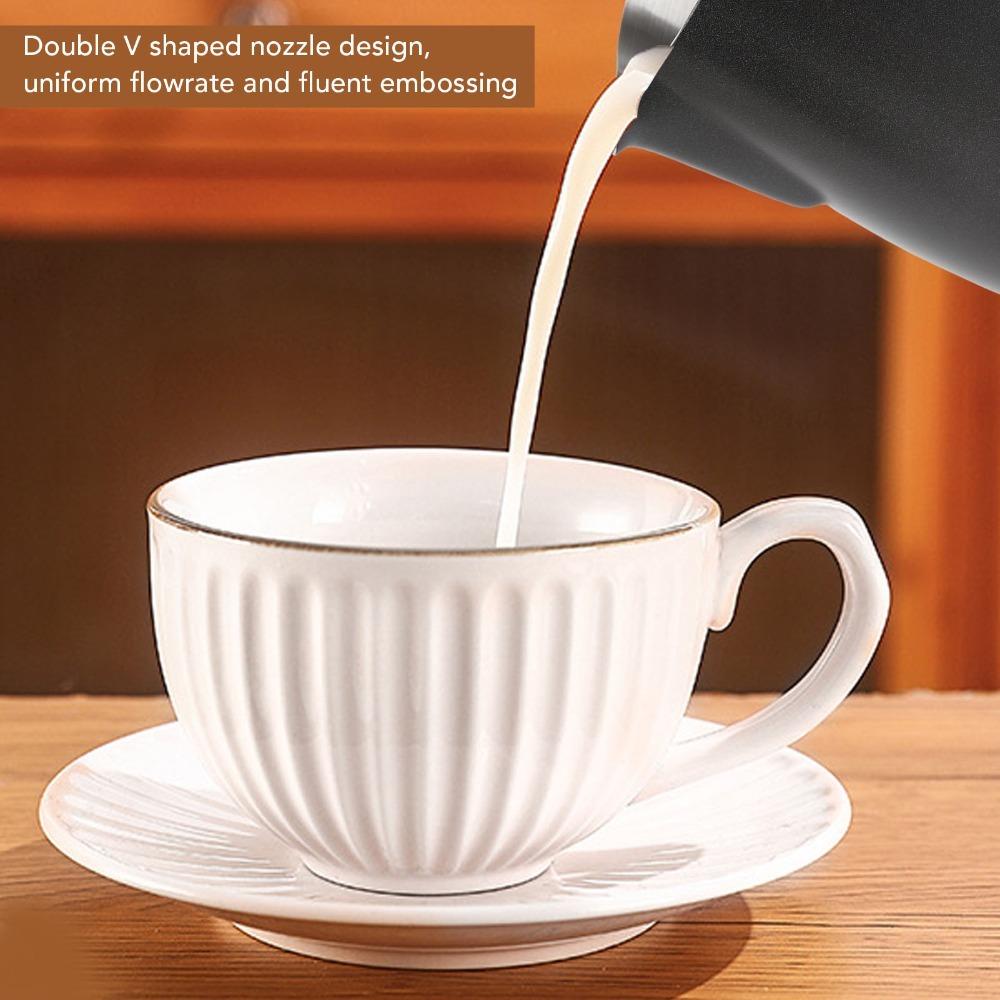 

Pointed Spout Milk Pitcher With Scale Espresso Steaming Pot Coffee Preparation 350ml Black