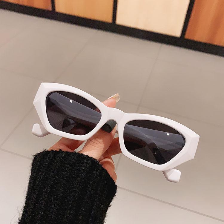 

Vintage Women s Sun Glasses Small Rectangle Clear Frame Summer Orange Brand Designer Cat Eye Sun Glasses Female UV400 Eyewears