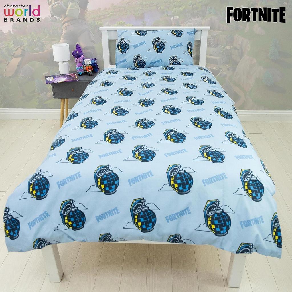 Fortnite Battle Royale Reversible Duvet Set