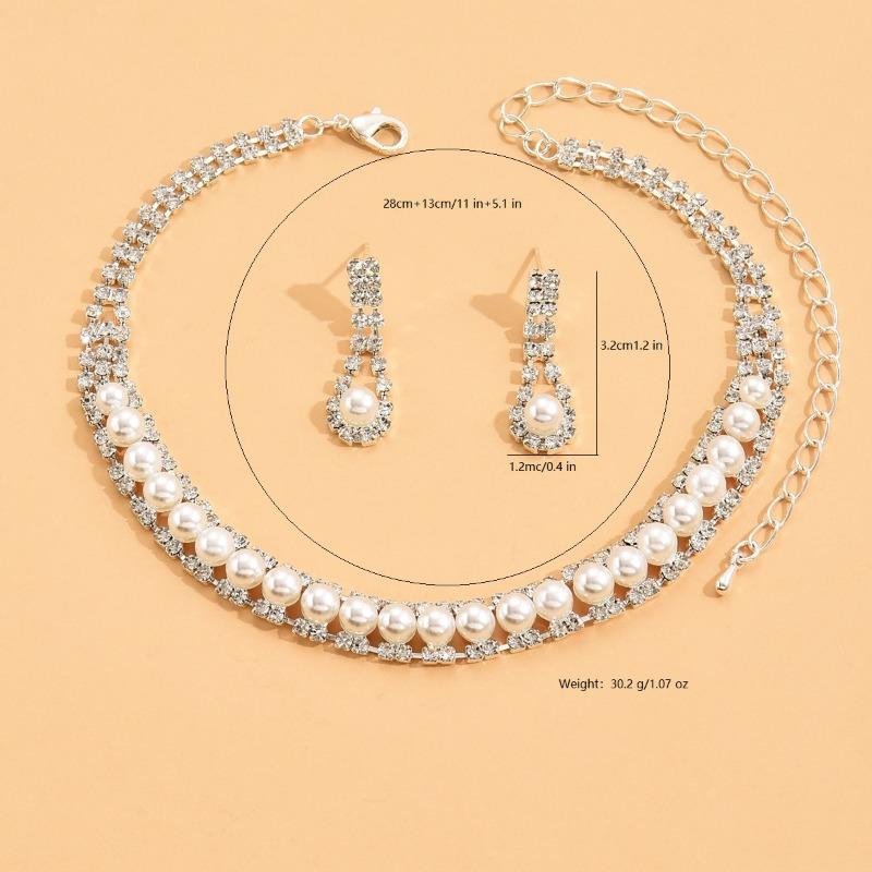 Bridal jewelry set: necklace, earrings, bracelet - elegant pearl collection