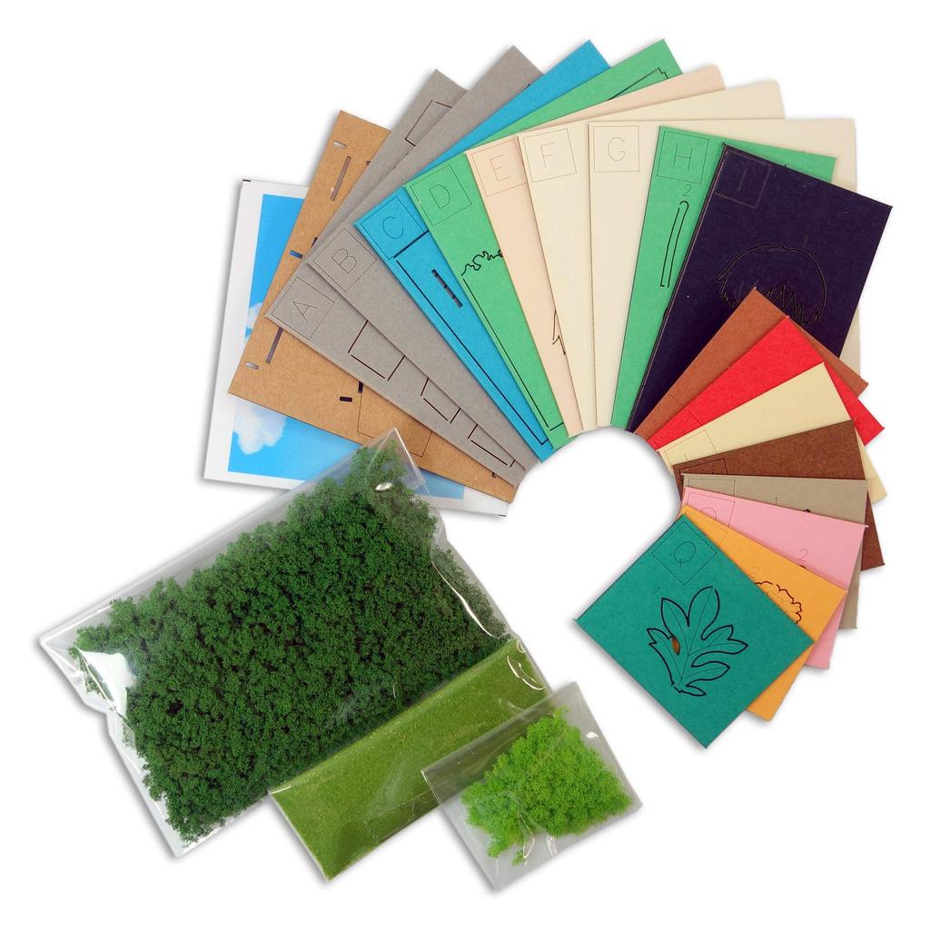 Sankei Studio Ghibli Mini The Borrower Arrietty Sho and Arrietty Paper Craft MP07-105