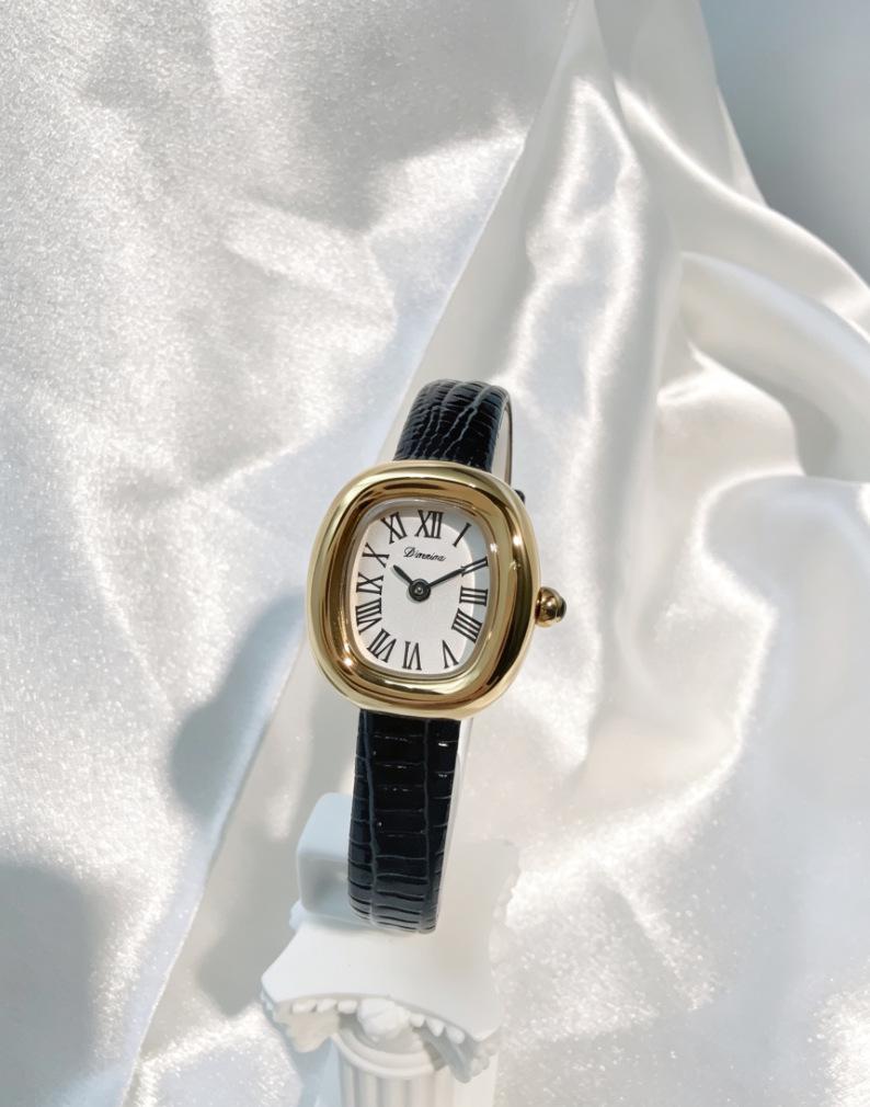 Timena Ladies Retro Oval Quartz Watch - Roman Numerals, Light Luxury, Versatile Fashion, Stainless Steel