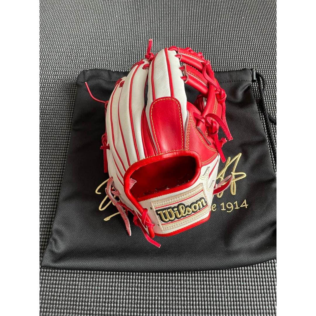 Used Wilson Wilkinson Softball Glove Red/White