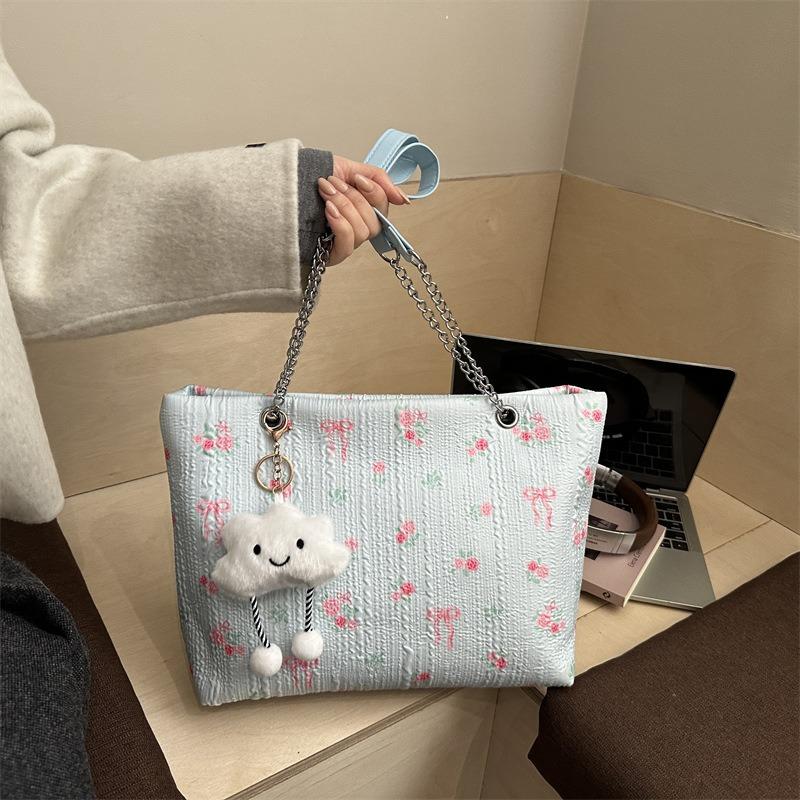 Niche design large capacity bucket bag spring new fashion trend chain oneshoulder crossbody women's bag