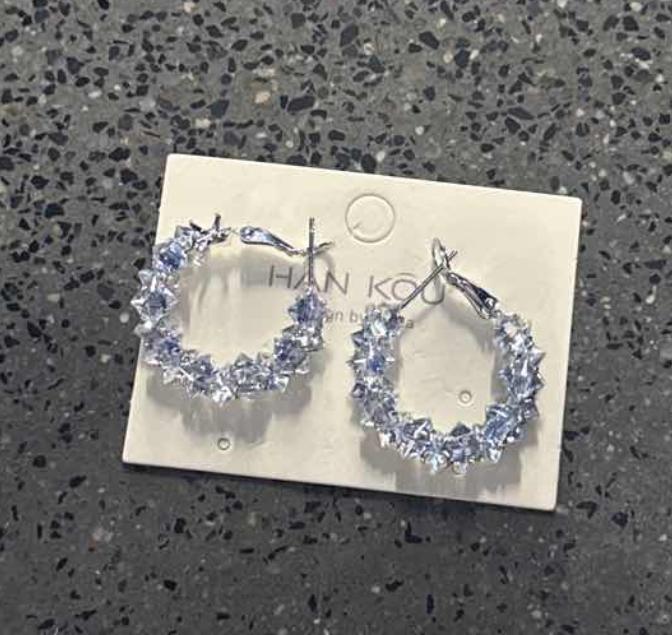 

High-end, Unique Large Hoop Earrings For Women One Size
