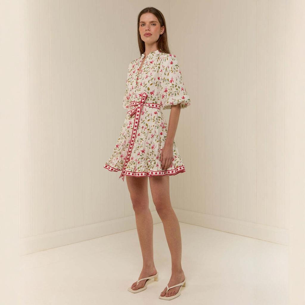 New floral print lace-up waist summer vacation style short-sleeved dress women