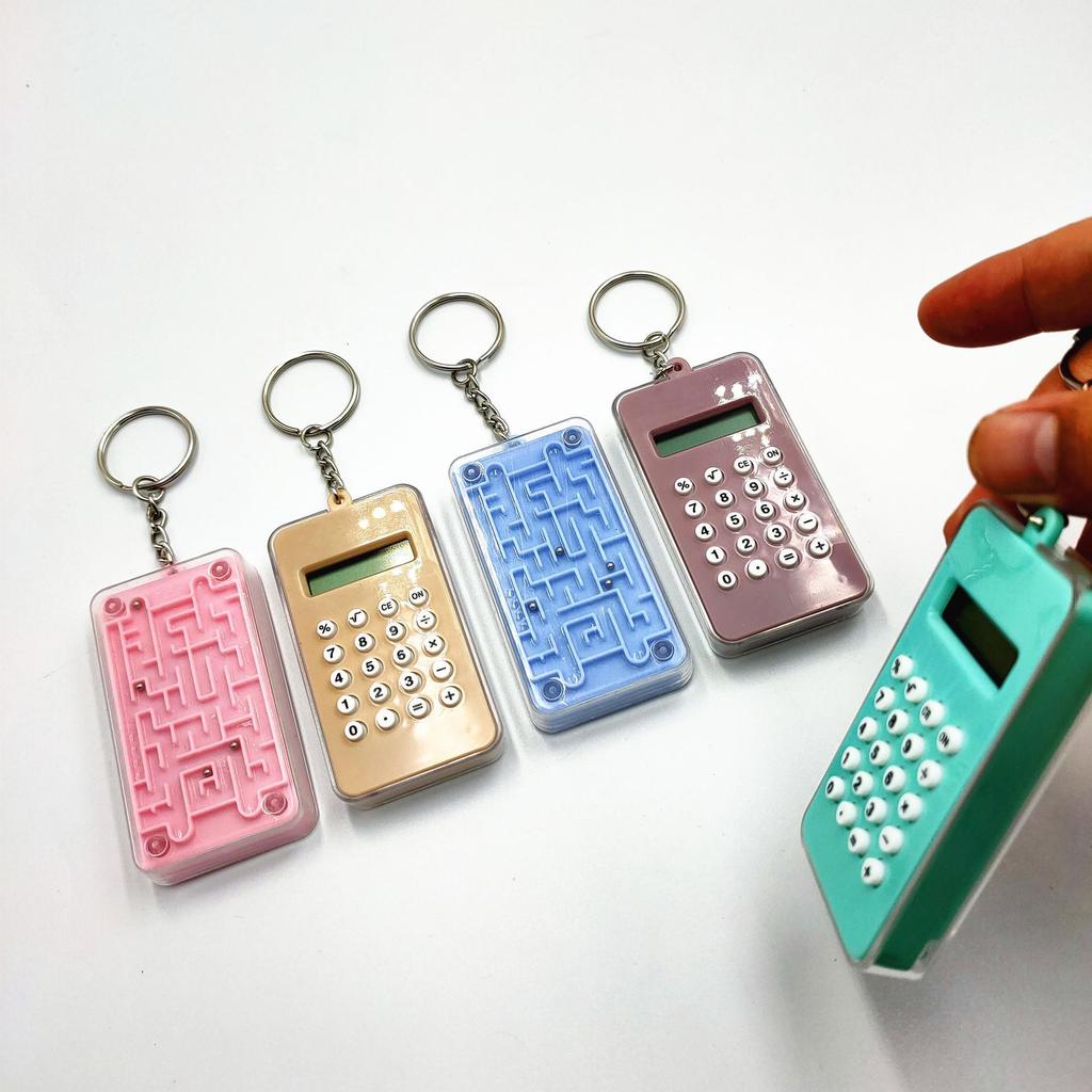 Creative Maze Keychain Calculator: Office Stress Reliever, Student-Friendly Pendant, Perfect Small Gift