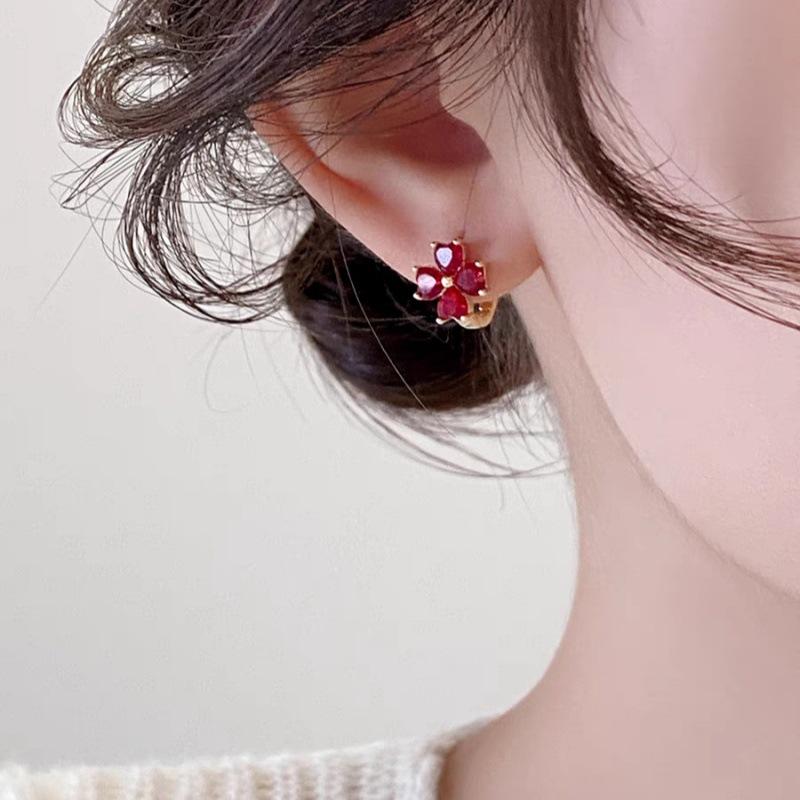 Red Zircon Flower Earrings, Small Earrings, Niche Design, High-end Spring and Summer Earrings, Women