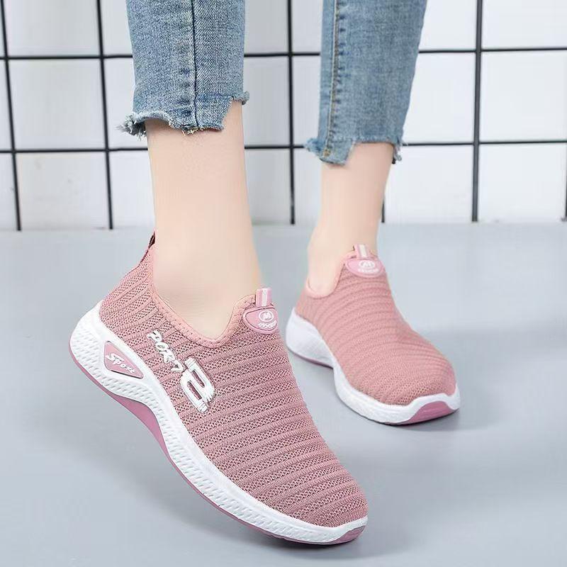 Shoes New cloth shoes Soft sole walking casual sneakers Mom shoes