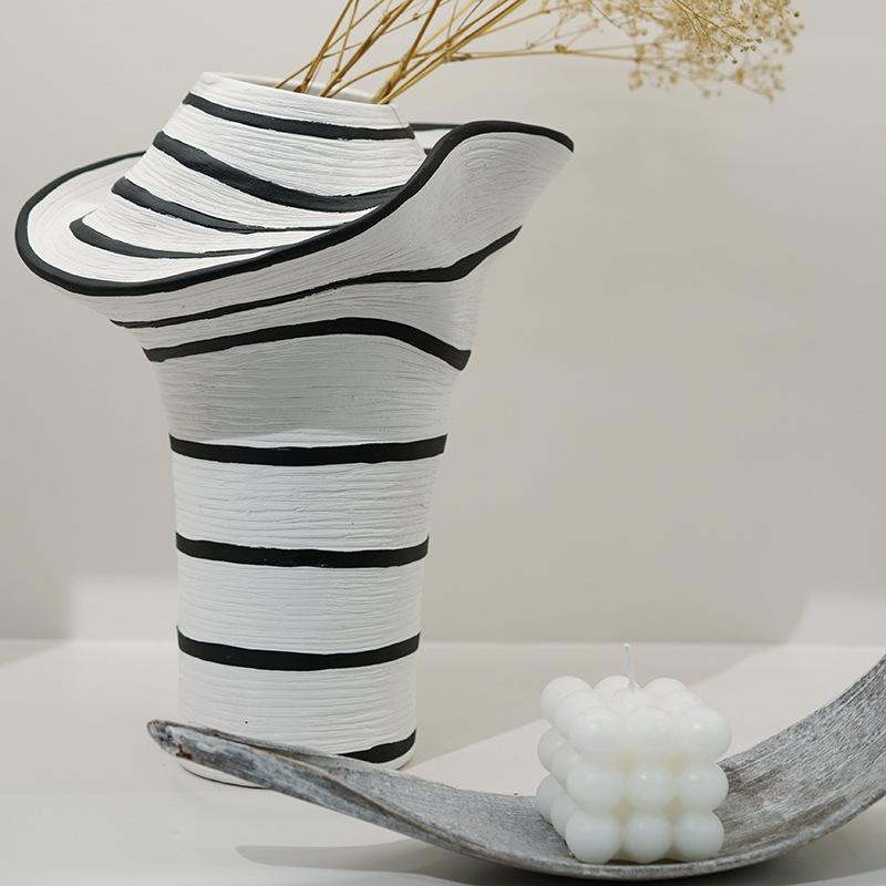 

Striped Ceramic Vase Straw Hat Shape Wavy Striped Vase Ceramic Floral Arrangement Home Decoration Accessories Vases Pots
