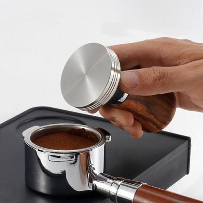 Pomůcky na přípravu kávy a čaje – Ubíjadlá na kávu