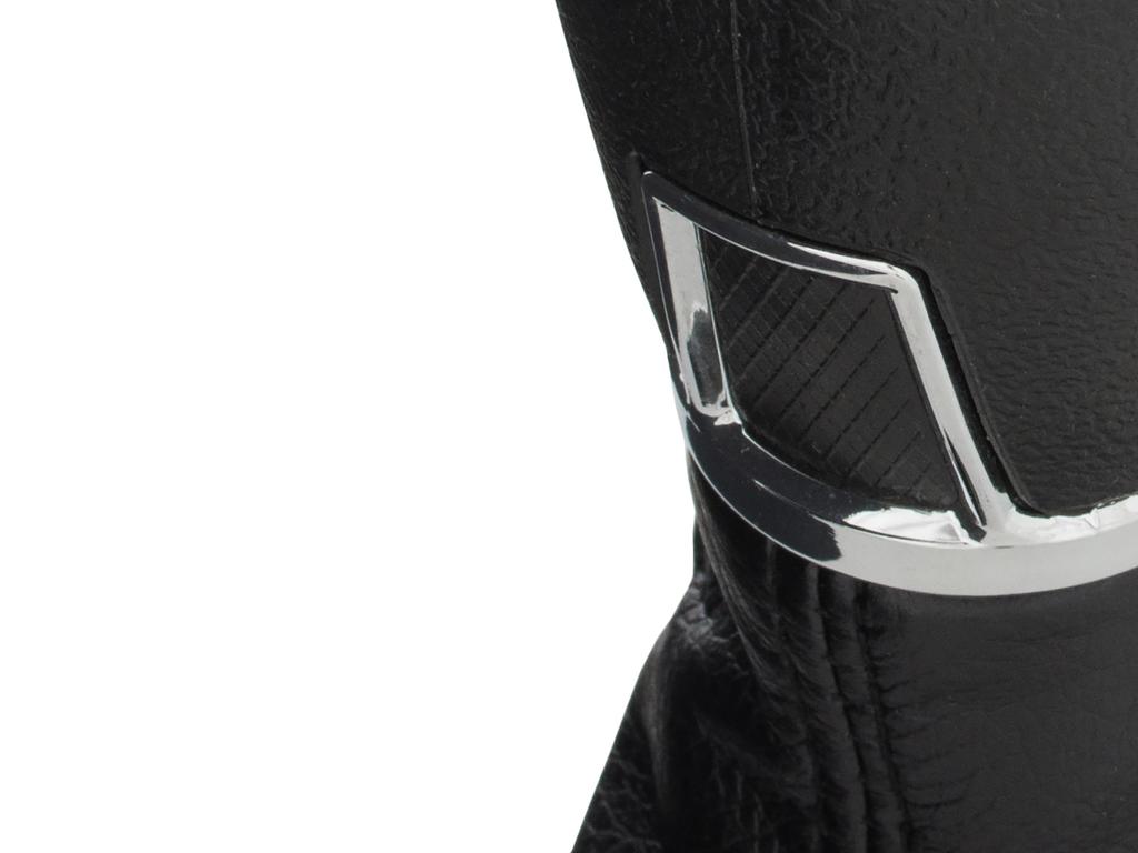 VW Passat B7 10-15 SCHWARZER Schalthebelknauf + Manschette mit CHROM-Rahmen 6 GANG