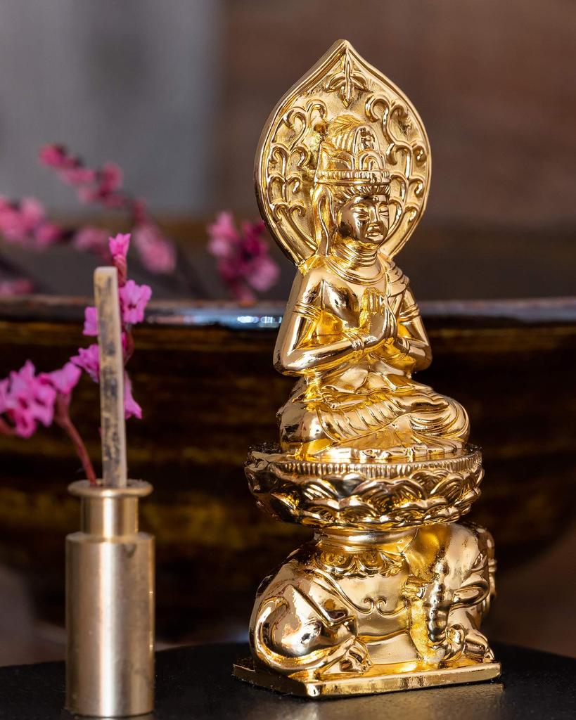 Petite statue bouddhiste dorée par Keishu Divinité protectrice du zodiaque chinois pour les années du Dragon et Bosatsu en Bronze de Takaoka 7,4 cm (Plaqué 24 carats)