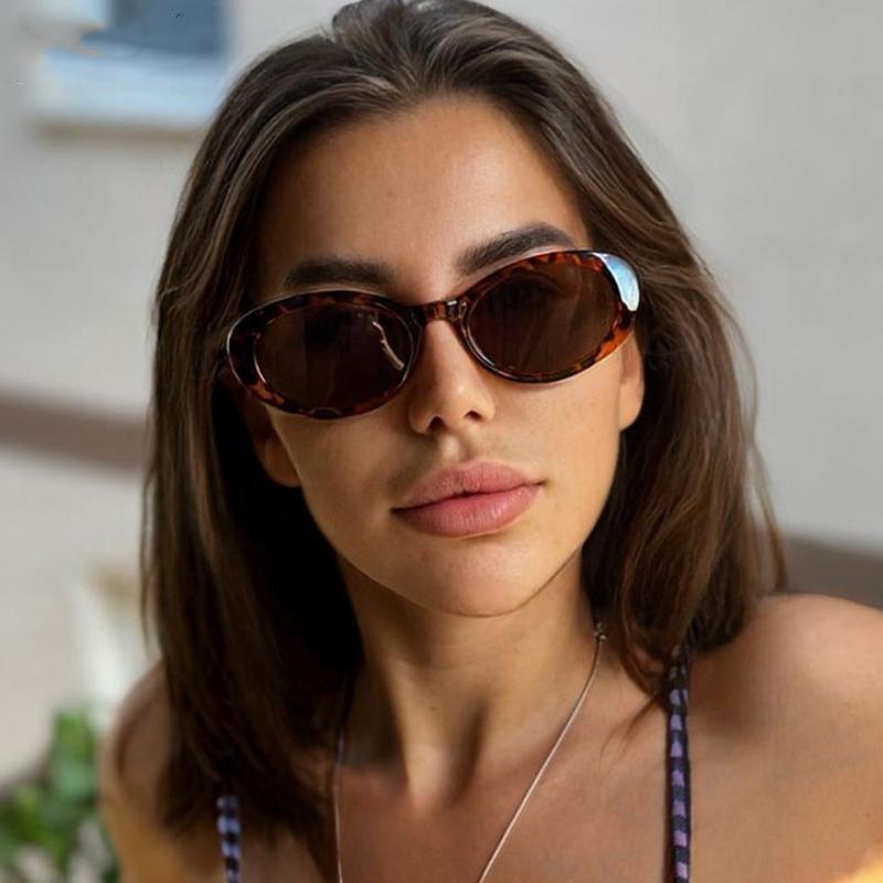 Small Oval White Sunglasses ladies Simple Retro Vintage Designer Round Sun Glasses Classic Summer Shades Trendy Popular Eyewear