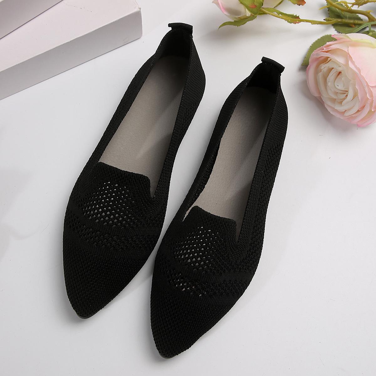 

24 модные повседневные кроссовки Flying Weaving Foot женские большого размера дышащие плоские туфли с мелким носком и острым носком 43 чёрный