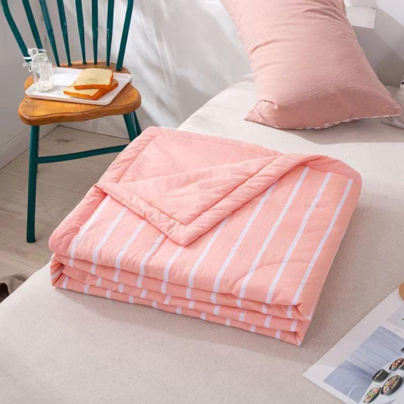 Cooling Comforter Refreshing Bedspread, Cool To The Touch Fabric Cooling Blankets For Hot Sleepers, Easy Care Thin Quilt