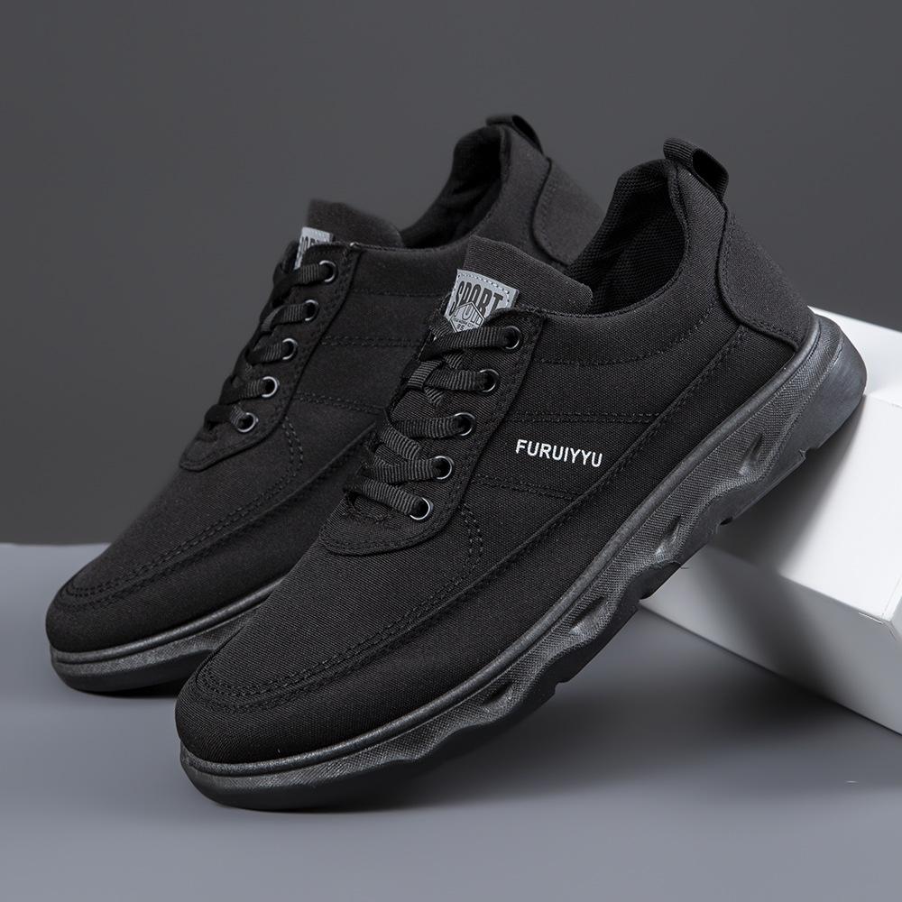 

Large size men s shoes sports shoes versatile breathable mesh lightweight soft sole rebound new outdoor casual sports shoes 39 чёрный