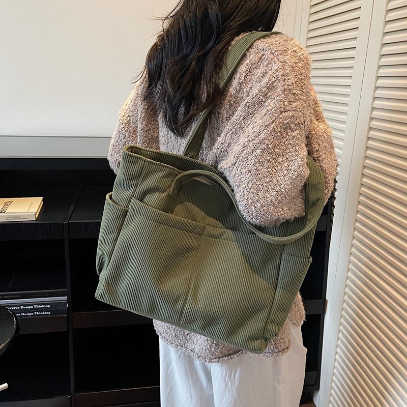 Fashion Trend Casual Large-capacity Bag Niche Autumn and Winter New Tote Bag 2025 Texture Women's Shoulder Bag