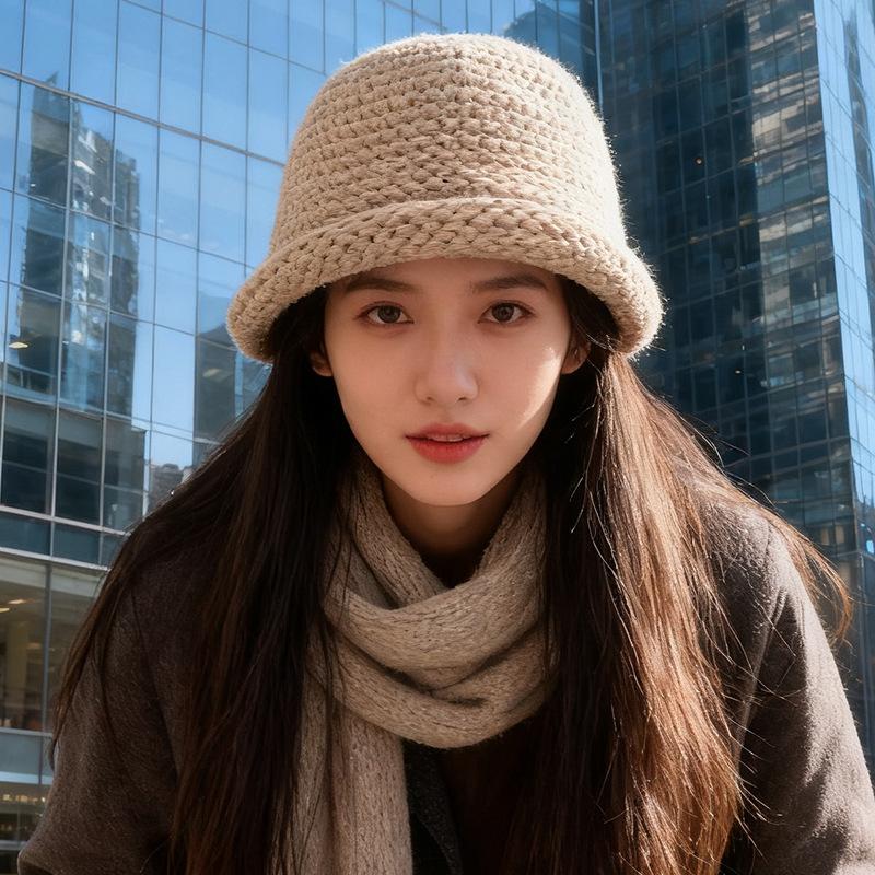 Autumn and Winter Thickened Woolen Fisherman's Hat for Women Curled Basin Hat Solid Color  Versatile Warm  Face Showing  Small Knitted Hat for Men