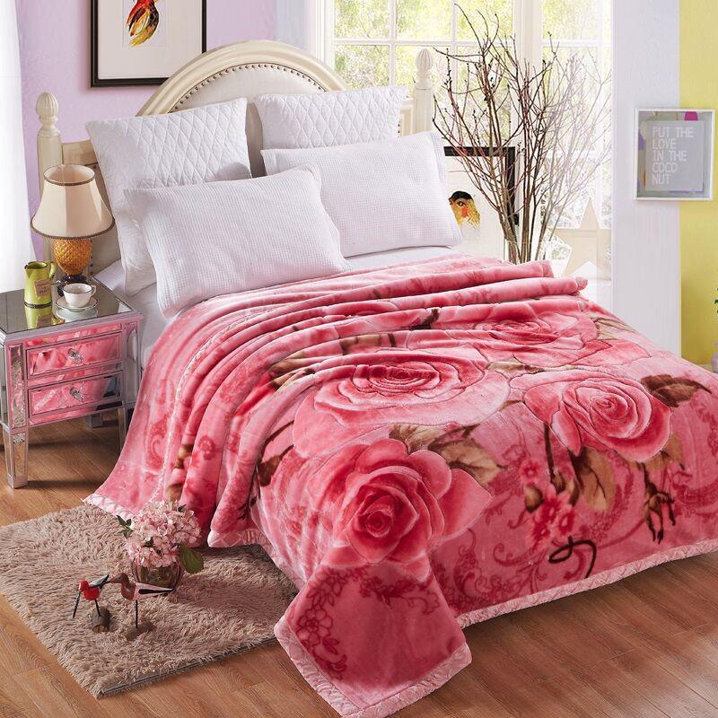 Double-Layer Raschel Blanket: Thick, Warm Crystal Velvet Cover for Autumn and Winter