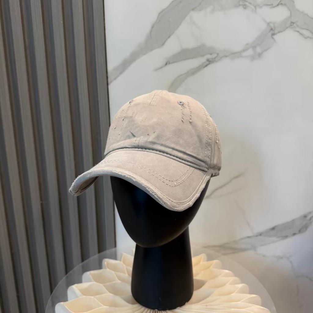 New Unisex Personalized Baseball Cap with High Quality and Breathable Perfect for All Seasons High Aesthetic and Fashionable