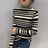 Herbst und Winter Koreanischer Halbhochkragen Farbblockierter gestreifter Strickpullover Slim Fit Pullover Pullover Damen Basispullover